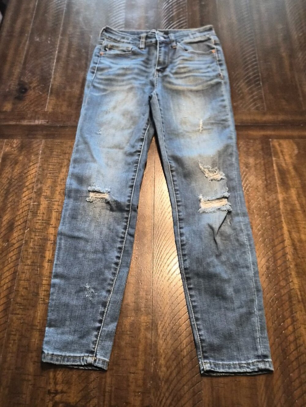 Judy Blue Jeans Women Size 26 Blue Relaxed Fit Straight Mid Rise Distressed G935
